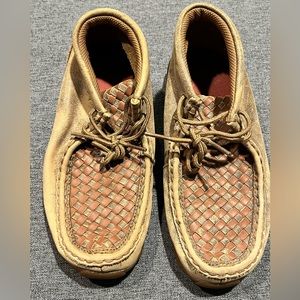 Twisted X youth shoes. In great condition!